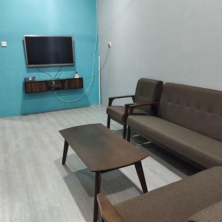 Alish Homestay Gua Musang With Free Wifi, Netflix מראה חיצוני תמונה